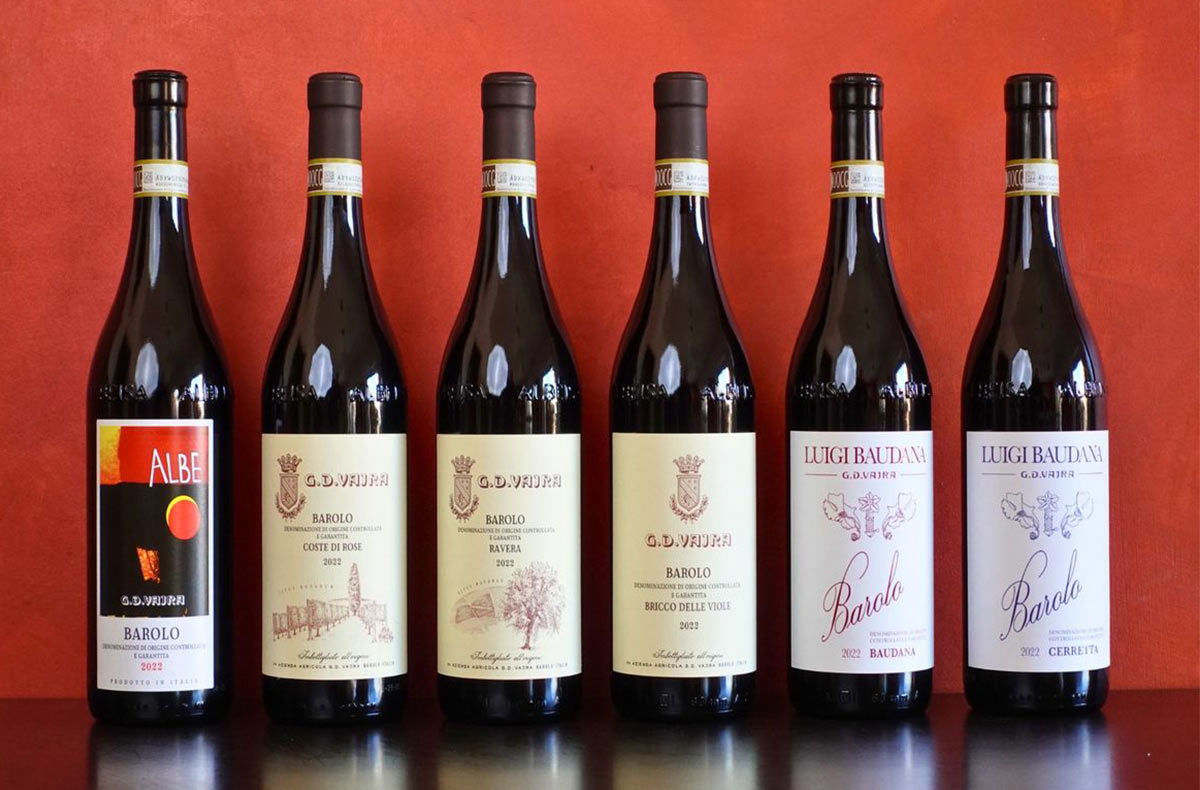Selezione di bottiglie di Barolo 2022 G.D. Vajra in degustazione