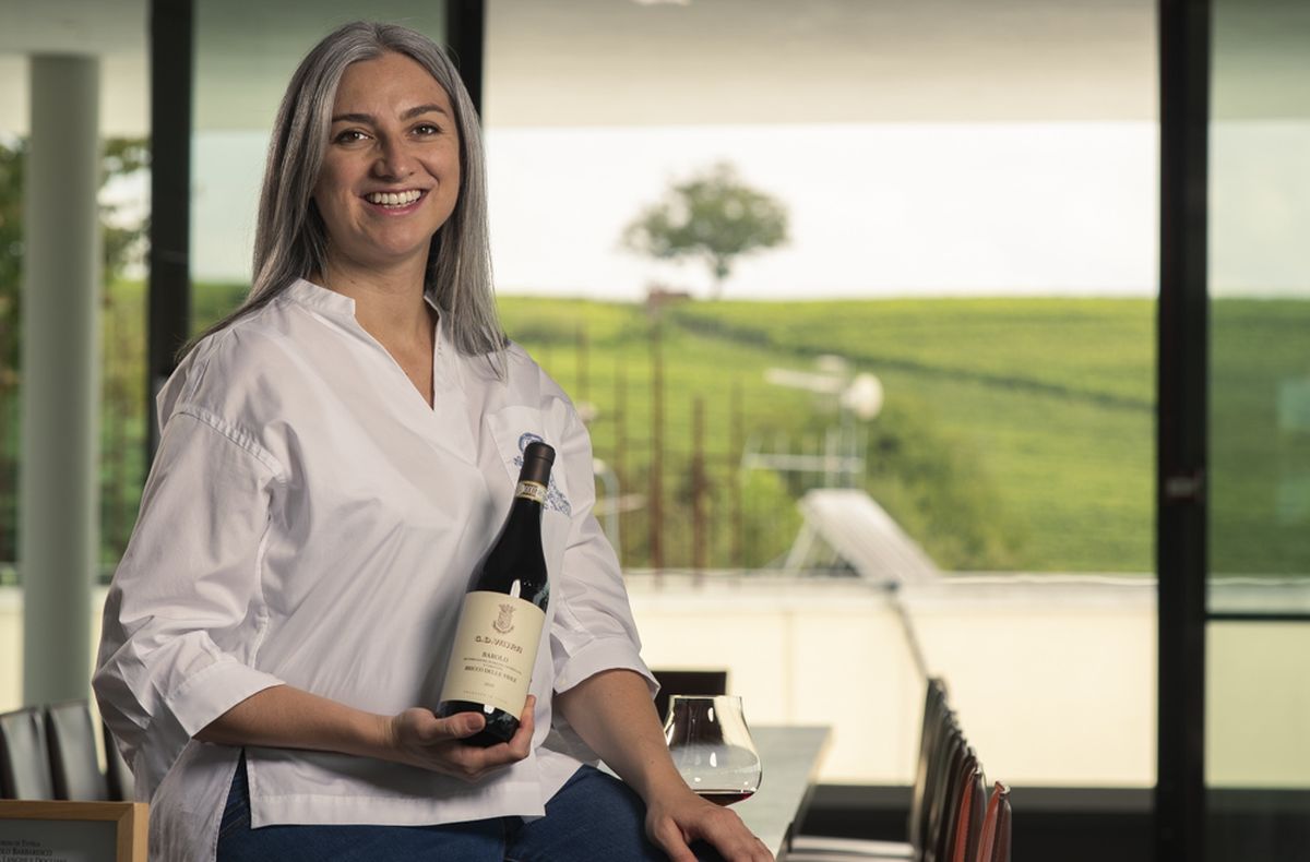 Francesca Vaira durante una degustazione dei Barolo G.D. Vajra